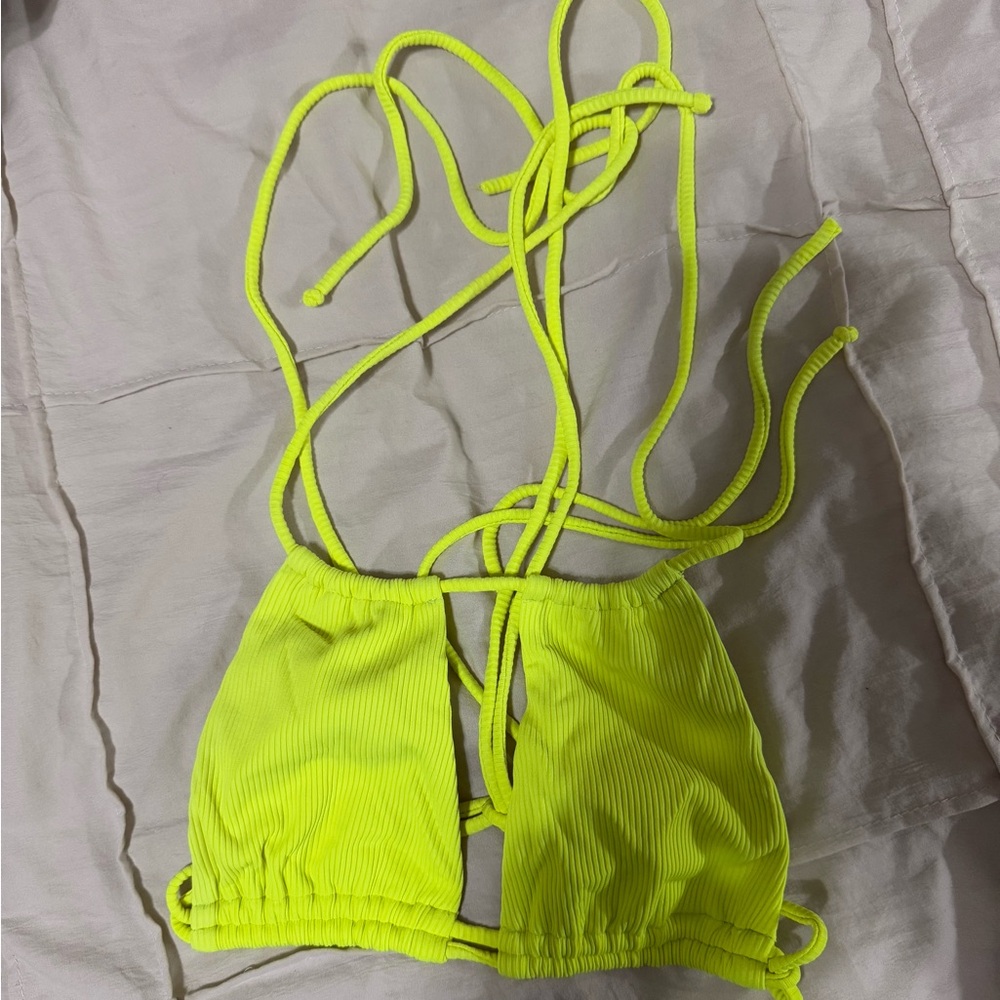 Montce swim bikini top size medium